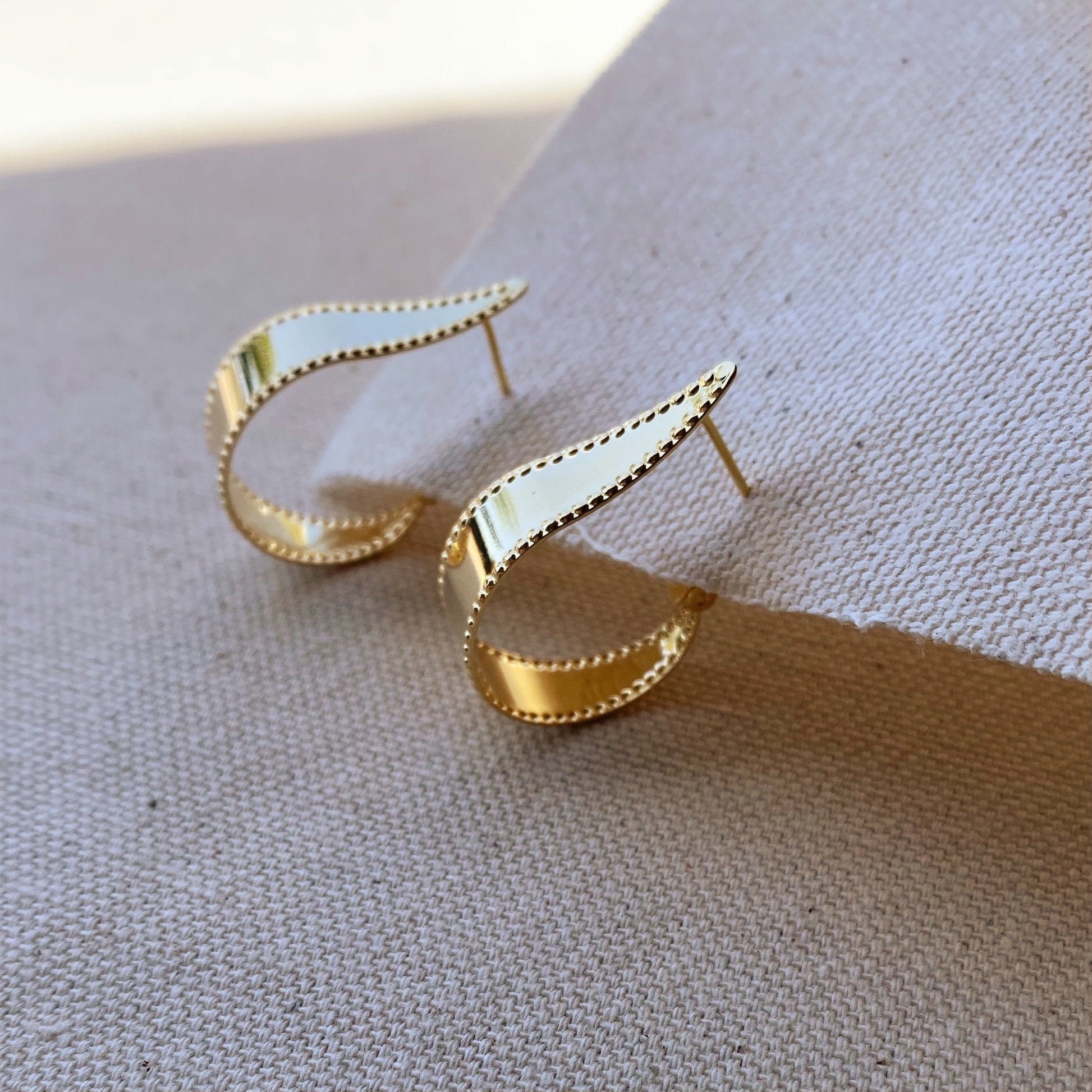 GoldFi 18k Gold Filled Hoop Earrings