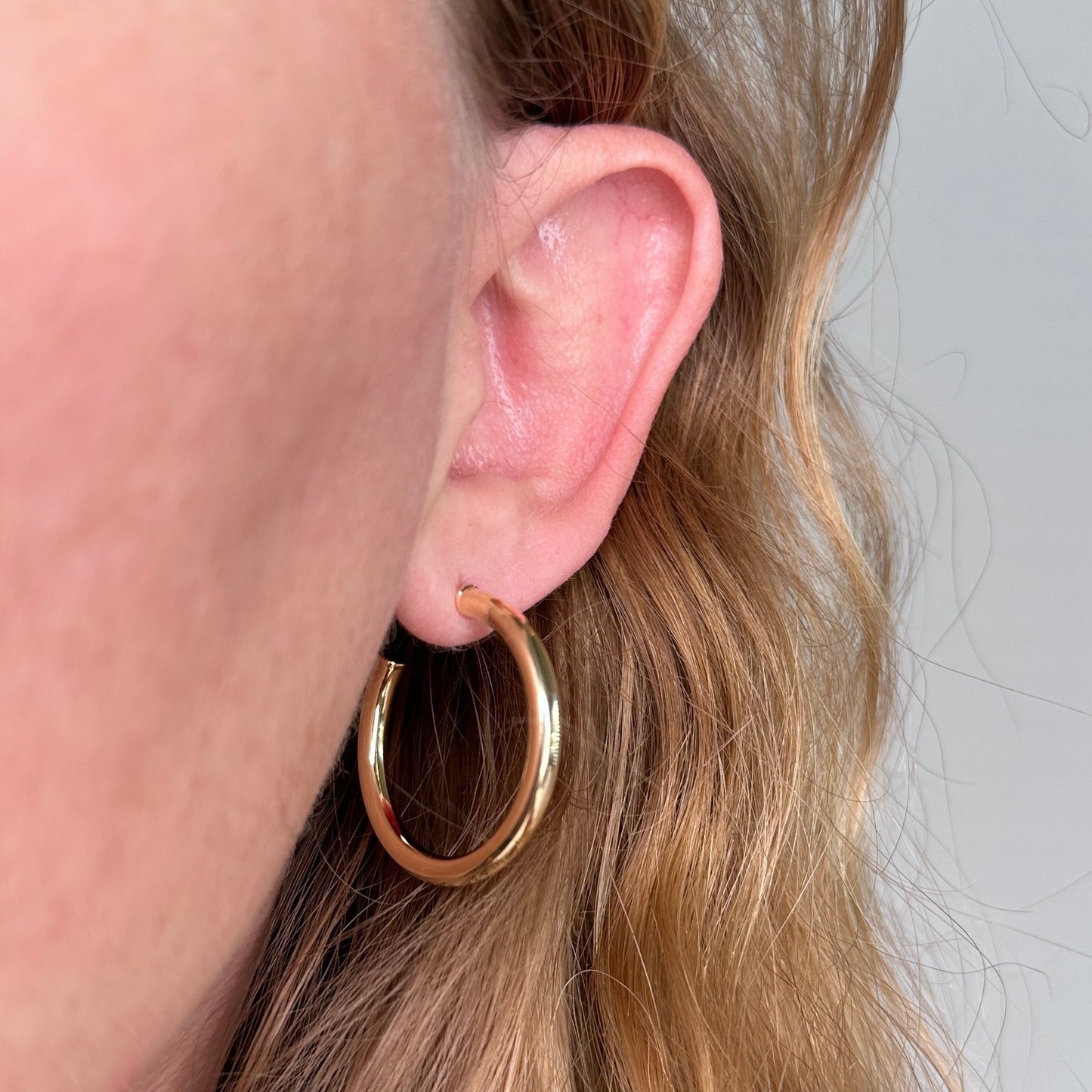 Classic Tube C Hoop Earrings