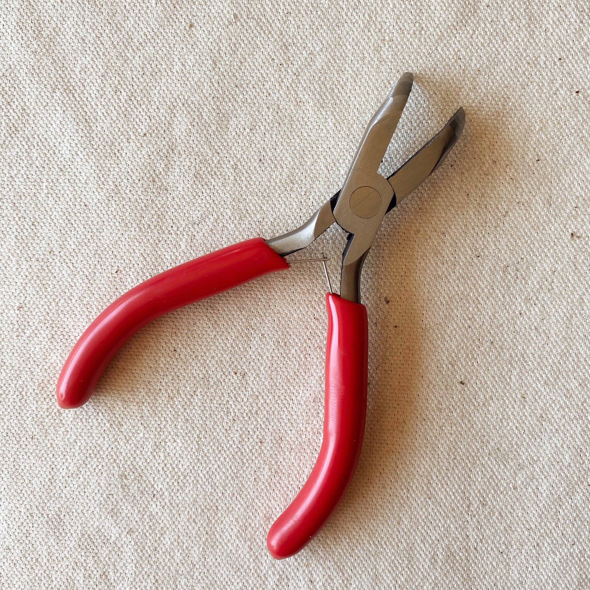 GoldFi Bent Nose Plier