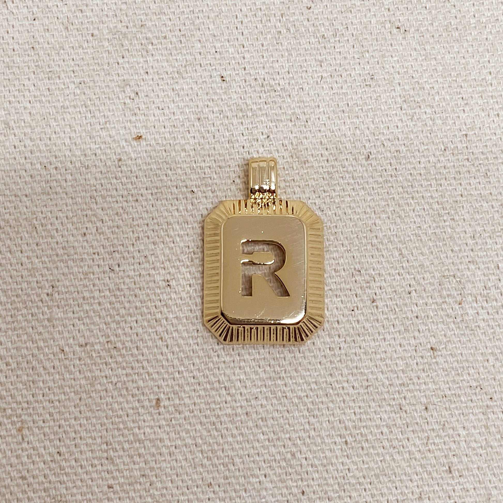 GoldFi 18k Gold Filled Initial Plate Pendant Letter R