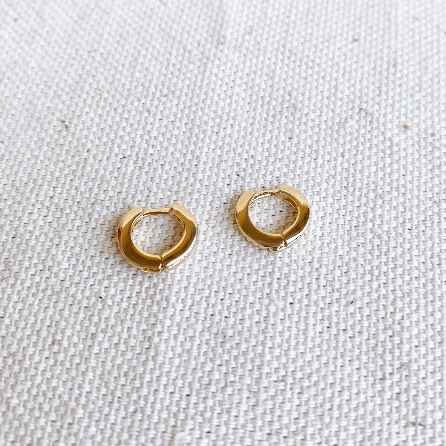 GoldFi 18k Gold Filled 1.0mm Clicker Hoop Earring