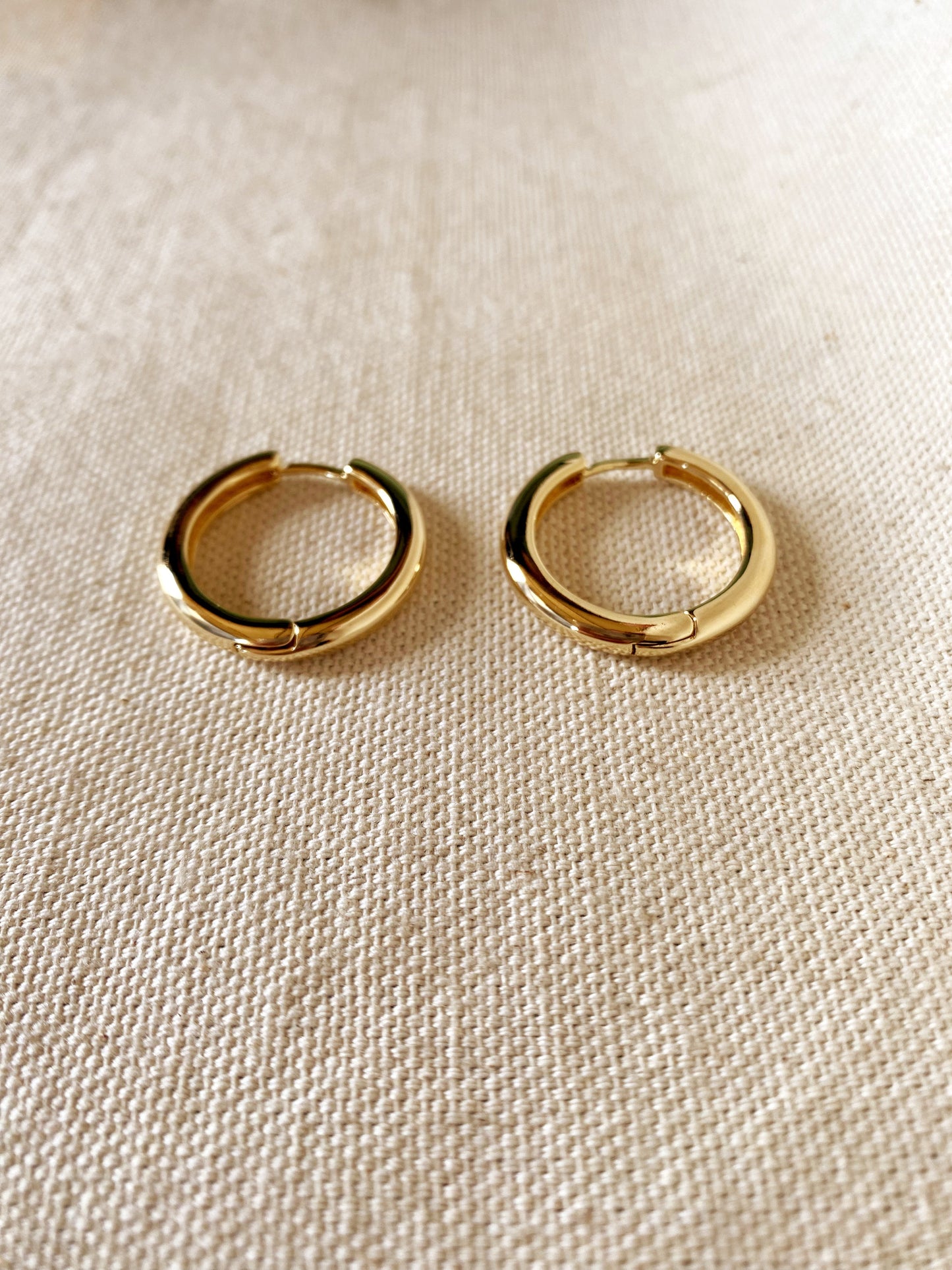 25 mm Rounded Polished Clicker Hoop Earrings